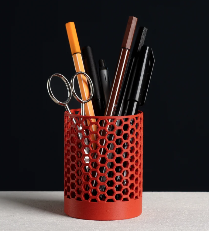 InnovLuce HoneyForm Desk Organizer – Modern Honeycomb Pen Holder